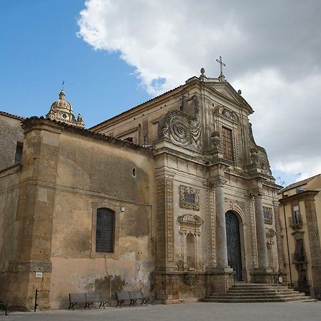 Appartamento Oasi Calatina Caltagirone Exterior photo